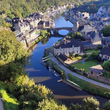 Escapade Sur Le Port De Dinan Apartment Exterior photo